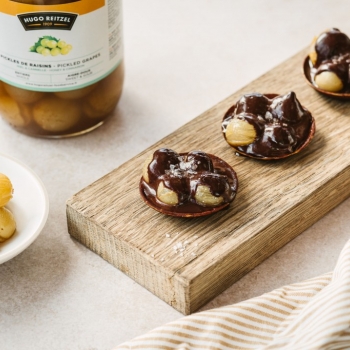 Tartelettes aux pickles de raisins et chocolat par Marc VEYRAT
