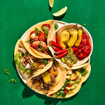 Tacos de viande hachée au cheddar et pickles de pepperoncini